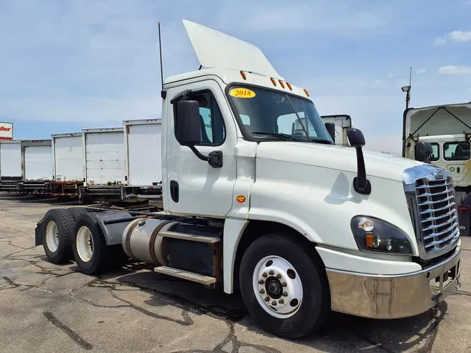 2018 FREIGHTLINER/MERCEDES CASCADIA 125