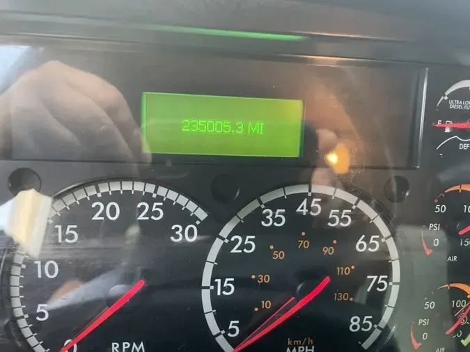 2020 FREIGHTLINER M2 106