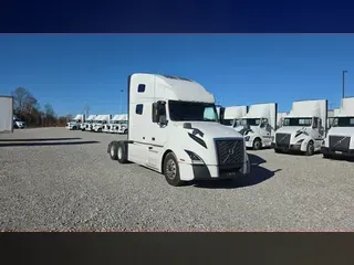 2020 Volvo VNL 760