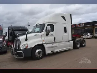 2017 FREIGHTLINER CASCADIA 125