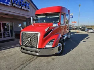 2020 VOLVO VNL64T740