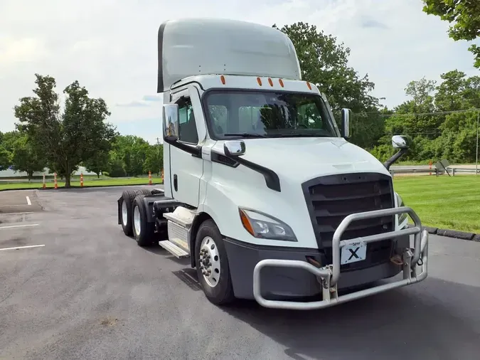 2023 FREIGHTLINER/MERCEDES CASCADIA PX11664ST76dc32d06a71bbda4cf9a1880609c4ad