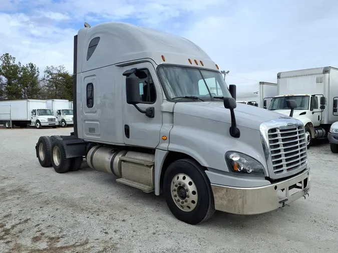 2019 FREIGHTLINER/MERCEDES CASCADIA 125