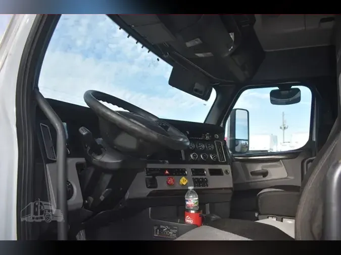 2018 FREIGHTLINER CASCADIA 126