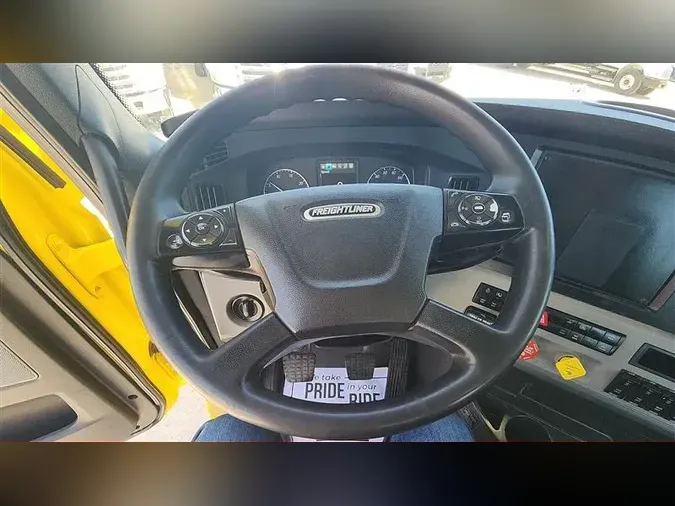 2021 FREIGHTLINER CA126