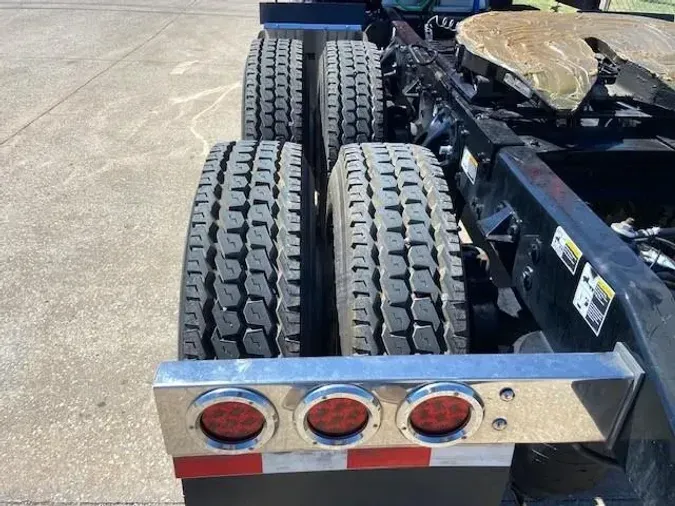 2022 Peterbilt 38976e2f730355a30e78307069b07601425