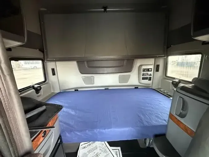 2019 International LT625