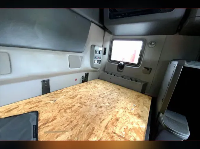 2023 INT LT625 6X476e54d8940f0e39b505a7a724a243f16