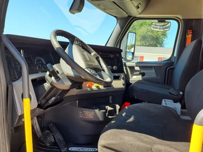 2019 FREIGHTLINER/MERCEDES NEW CASCADIA PX12664