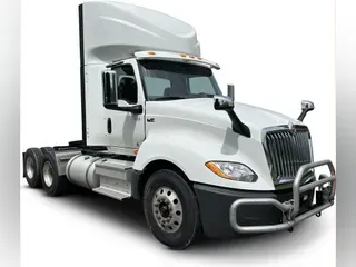 2023 International LT625