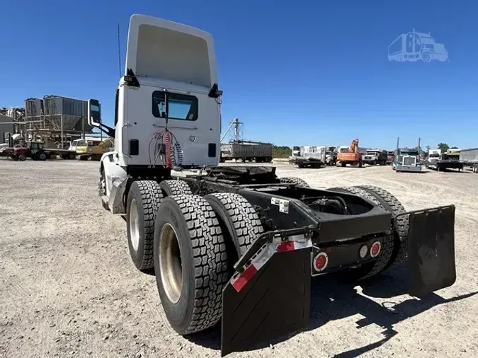 2019 PETERBILT 579