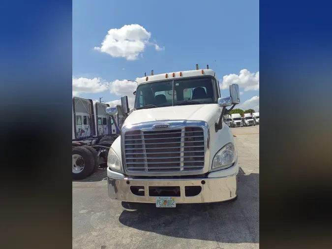 2020 FREIGHTLINER CASCADIA 125
