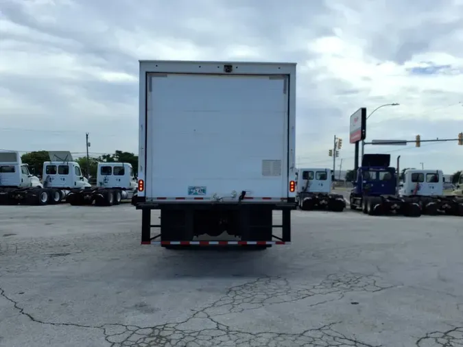 2022 FREIGHTLINER M2 106