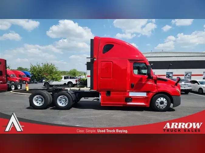 2022 FREIGHTLINER CA126