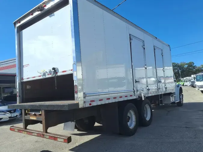 2018 FREIGHTLINER/MERCEDES M2 10676f36f1ab5eb57cd45acf46eec4778ad