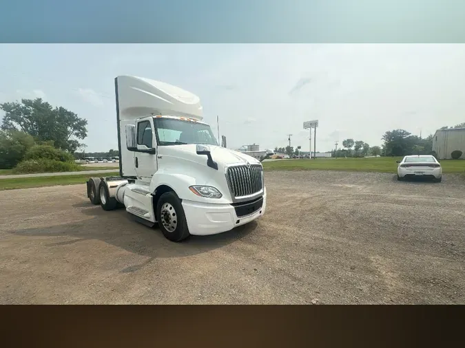 2019 International LT76f63bc9b2631a4c020b516da26bf982