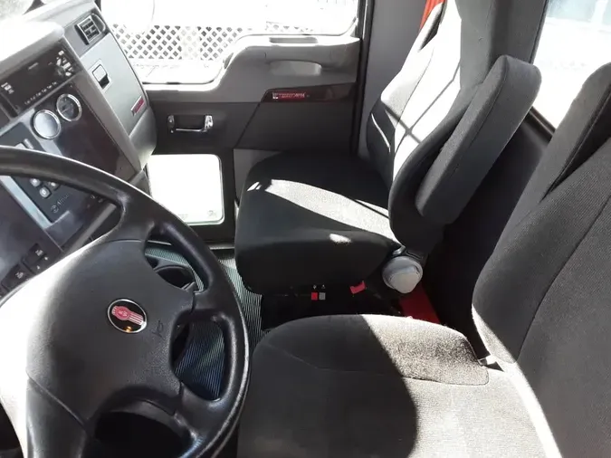 2016 KENWORTH TRUCKS T-37076f695328caa7904c08f5f87d04cbfdb