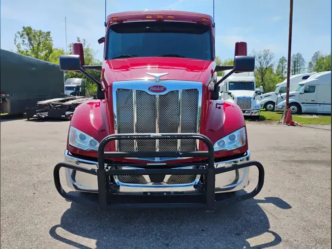 2022 Peterbilt 579
