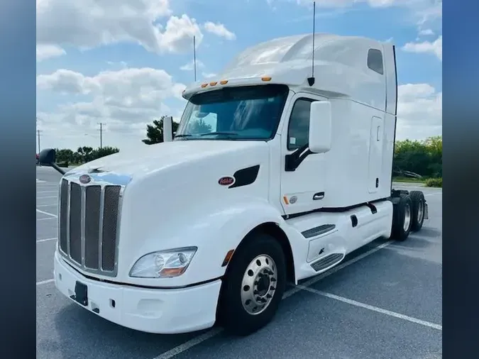 2022 Peterbilt 579