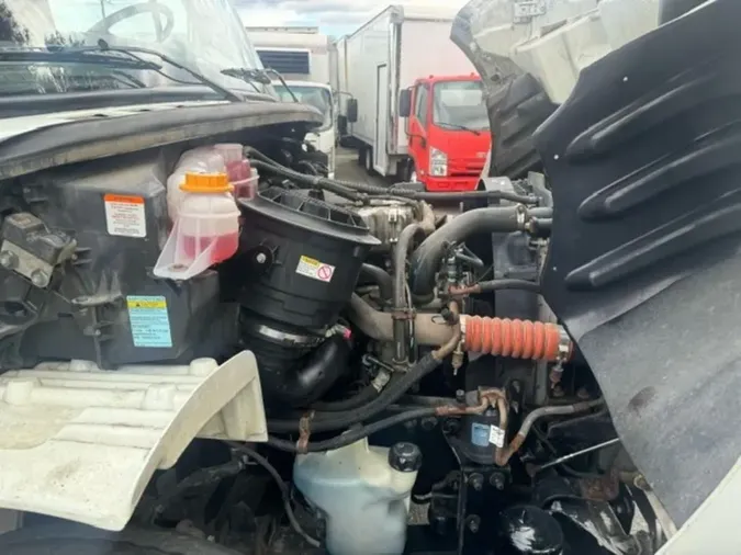 2019 FREIGHTLINER/MERCEDES M2 106