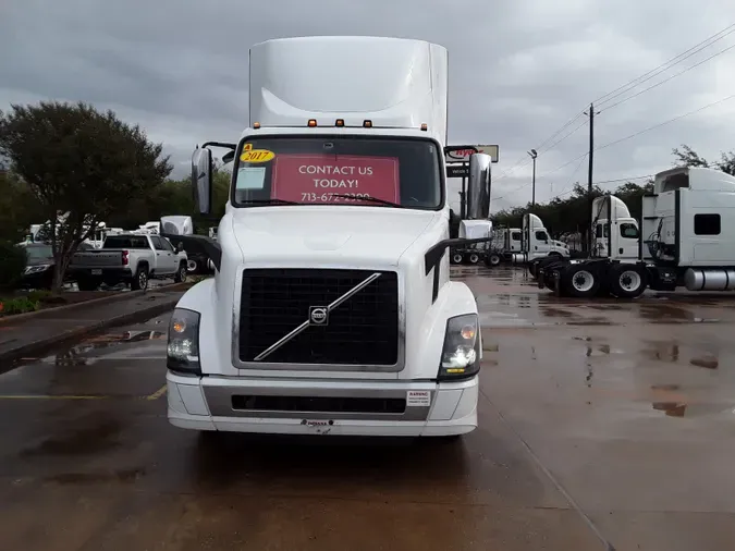 2017 VOLVO VNL64TRACTOR