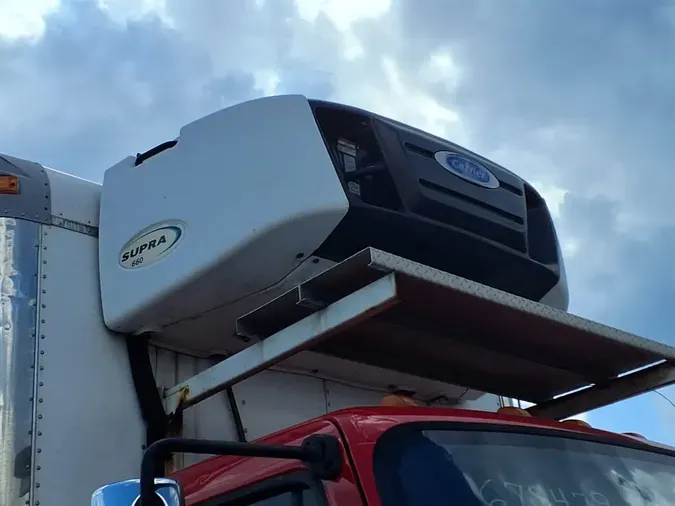2017 FREIGHTLINER M2 106