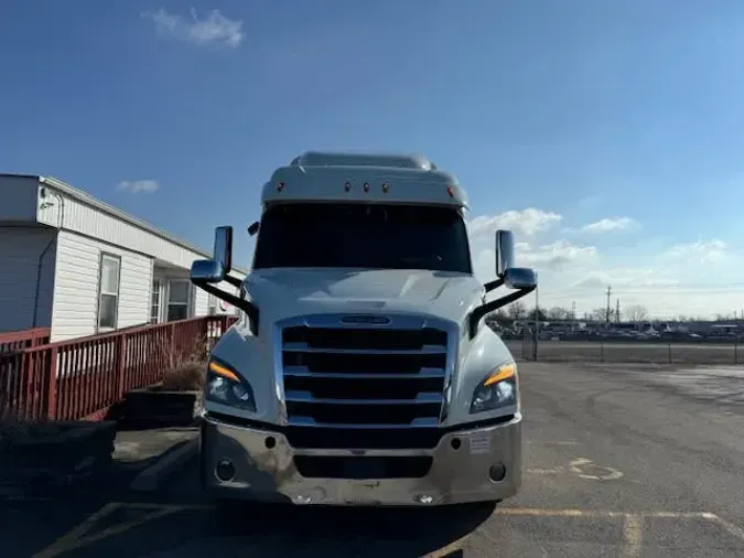 2020 FREIGHTLINER/MERCEDES NEW CASCADIA 116