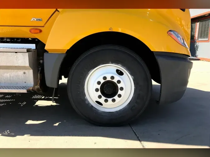 2019 INT LT625 6x4