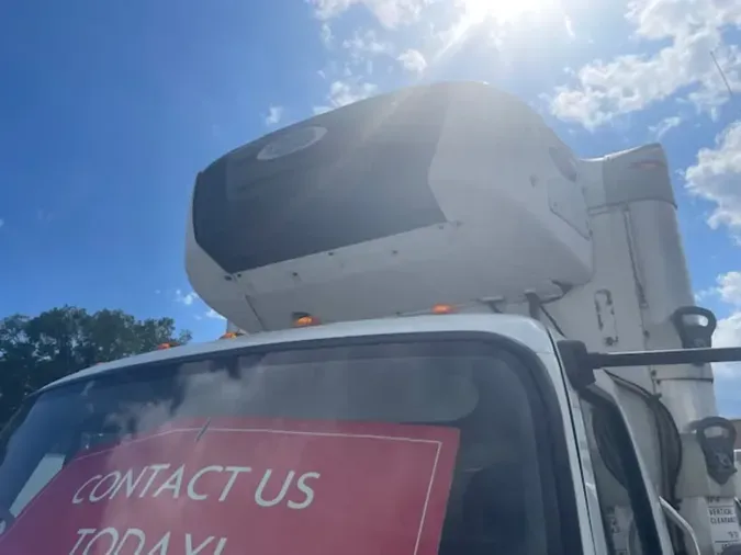 2019 FREIGHTLINER M2 106