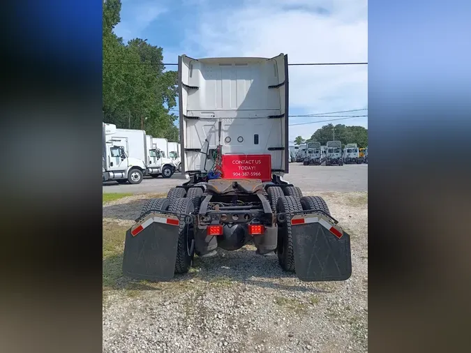 2019 NAVISTAR INTERNATIONAL LT625 SLPR CAB