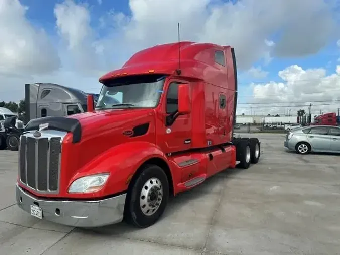 2020 Peterbilt 57977101db70d9ae4c86291c99b9d72b3a5