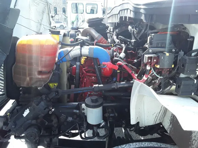 2018 NAVISTAR INTERNATIONAL 4300
