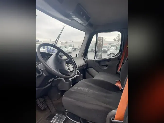 2018 FREIGHTLINER/MERCEDES M2 10677164f2ac78850e36ac280ff6d68de06