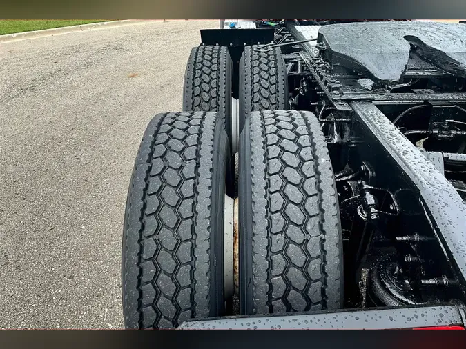 2019 INT LT625 6x4