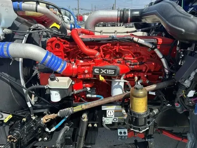 2022 Peterbilt 389
