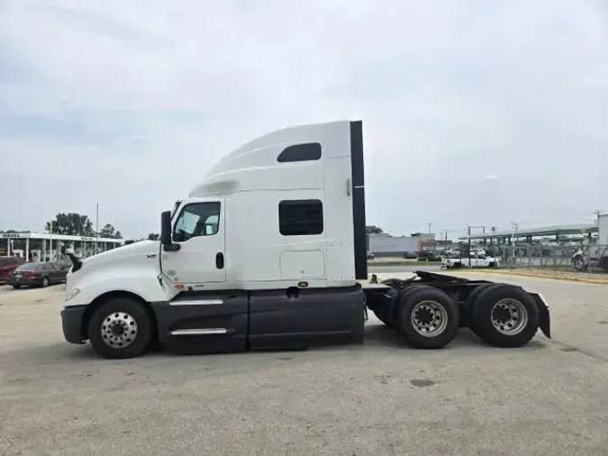 2021 International LT625
