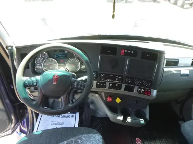 2022 Kenworth T68077236e2533aa525fe7f4edadc2492bfa