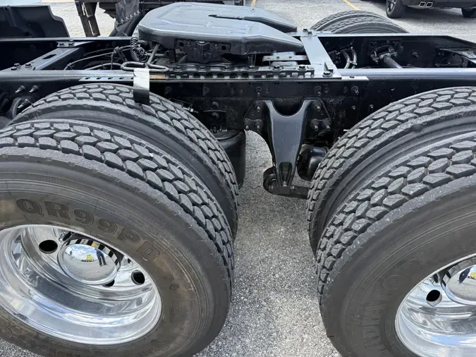 2018 International LT625