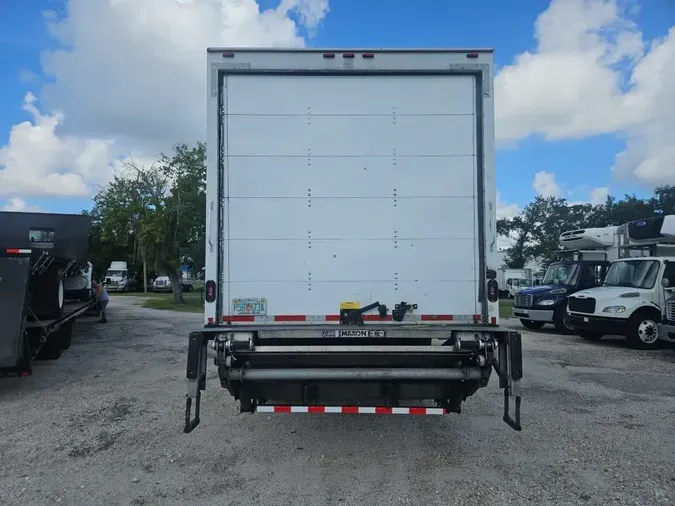 2019 FREIGHTLINER M2 106