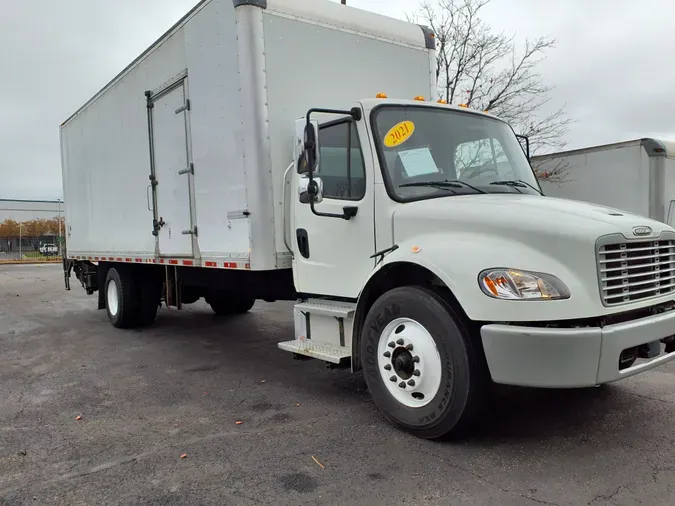 2021 FREIGHTLINER/MERCEDES M2 106