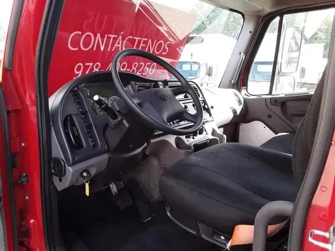 2020 FREIGHTLINER M2 106