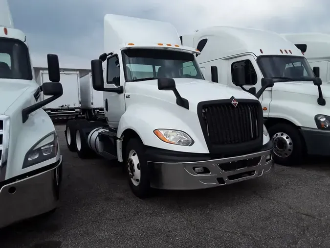 2018 NAVISTAR INTERNATIONAL LT625 DAYCAB T/A