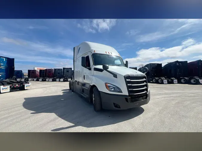 2021 Freightliner Cascadia 126772eaebdd156e0f21cf863d22289fd06