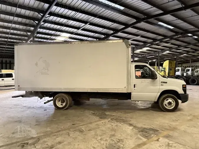 2015 FORD E350772eb056c04b4dec7c696f90a4f74e25