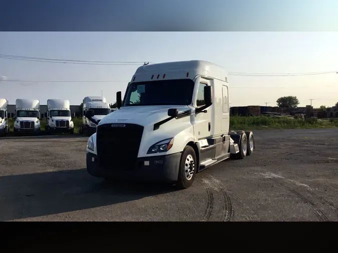 2022 Freightliner Cascadia 126772fb3ae8a587ea8a9cf7c55d3c323eb