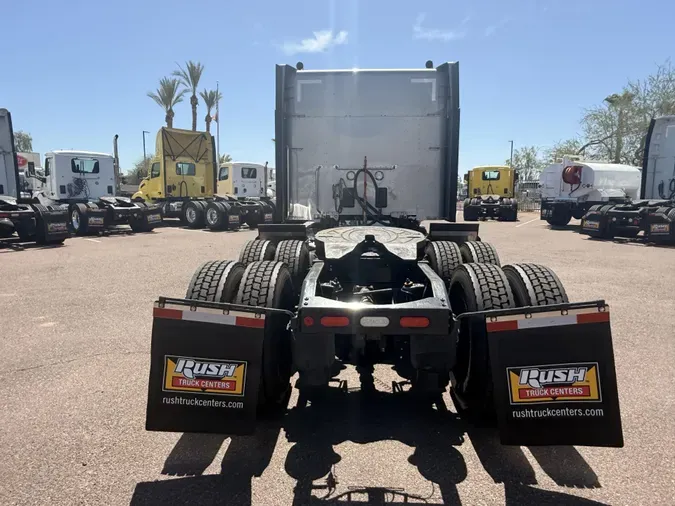 2022 Peterbilt 567