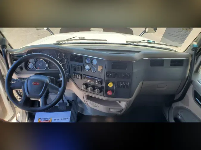 2022 Peterbilt 579