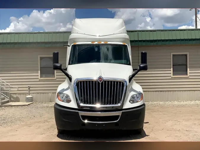 2019 INT LT625 6x4