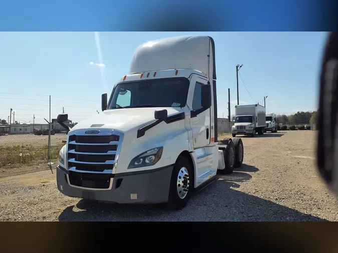 2022 FREIGHTLINER/MERCEDES NEW CASCADIA PX126647735248ada2704105a681718e463c2b7