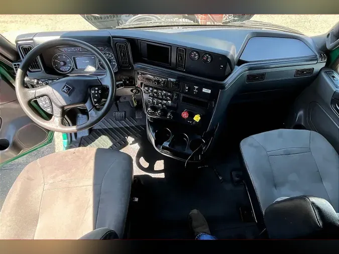 2021 INT LT625 6x4